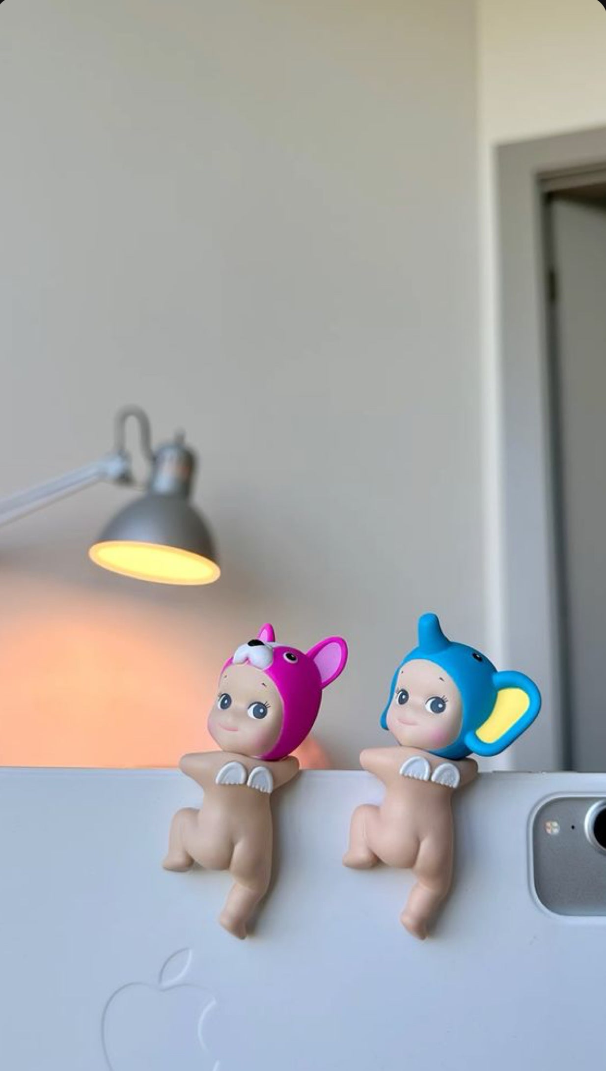 Sunny angel hippers