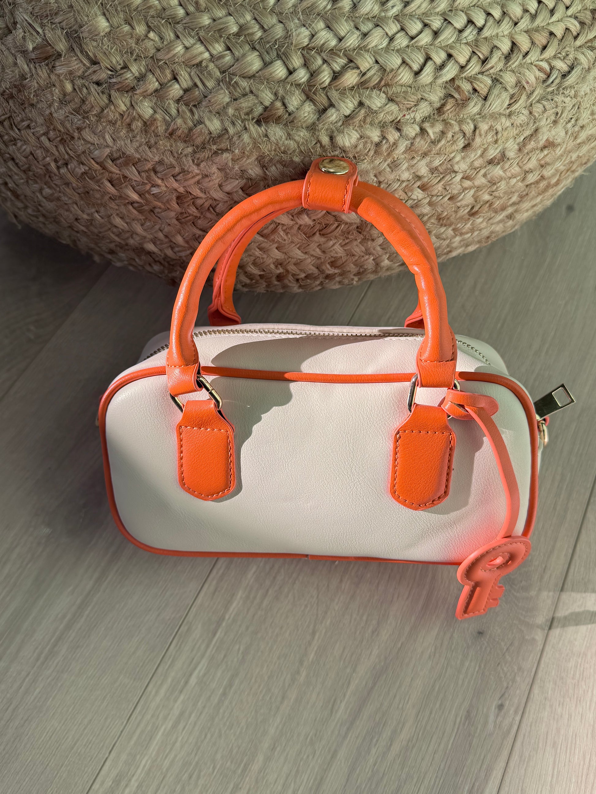 Bag lover