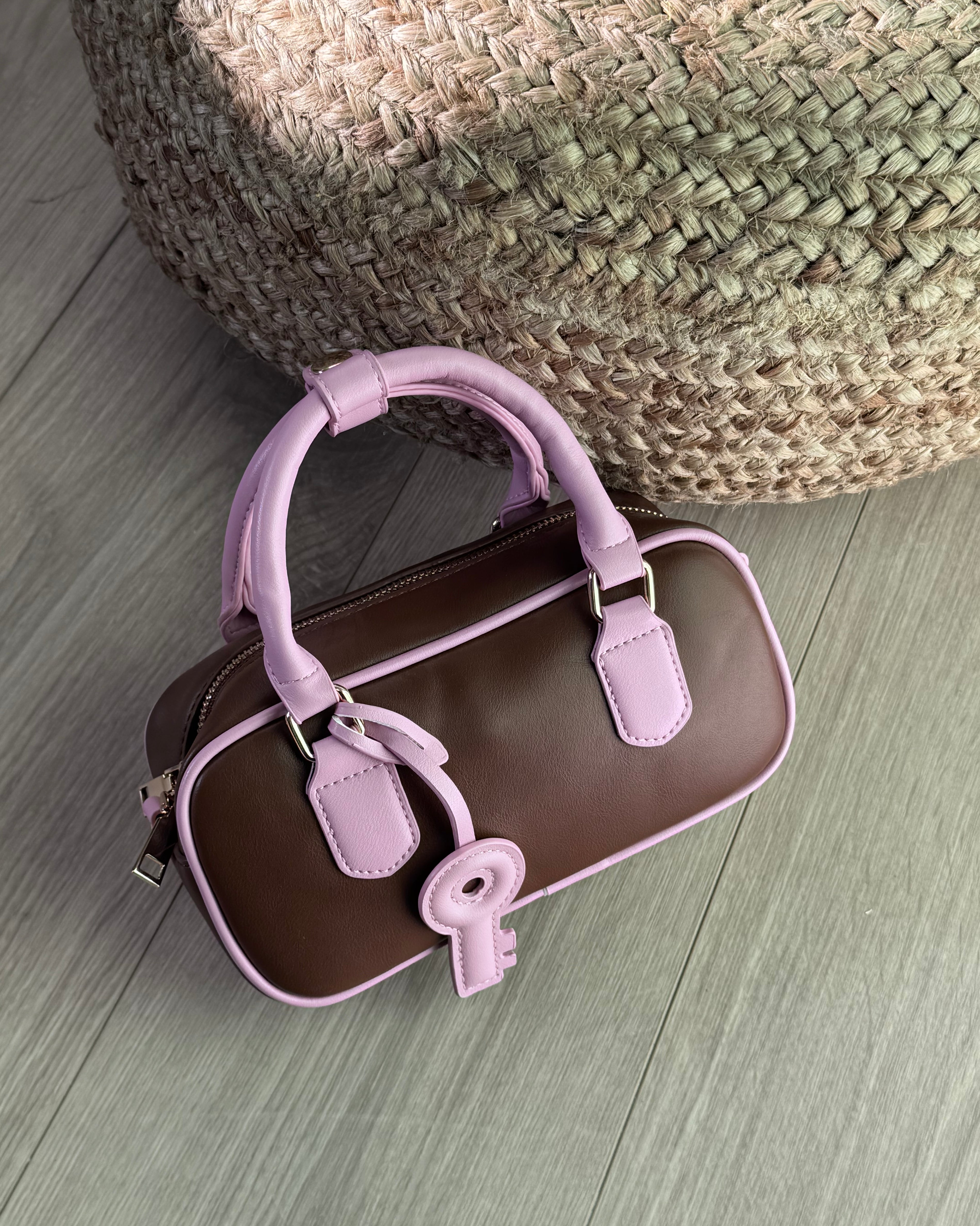 Bag lover