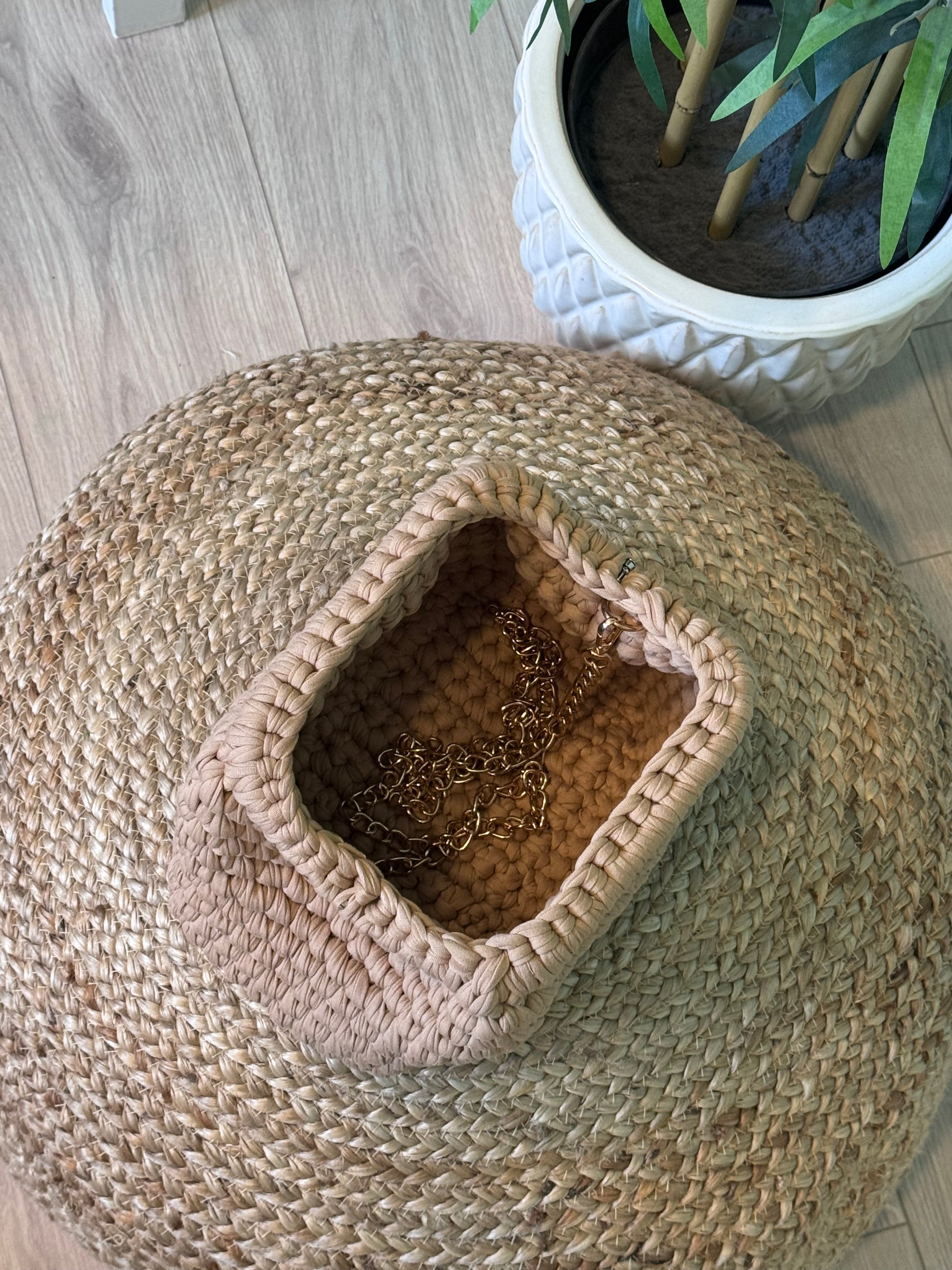 Clutch media beige scuro