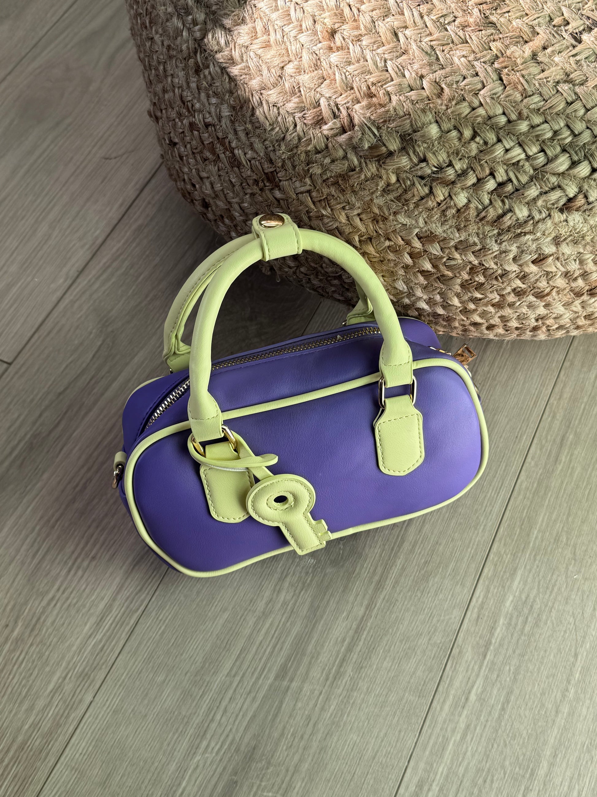 Bag lover