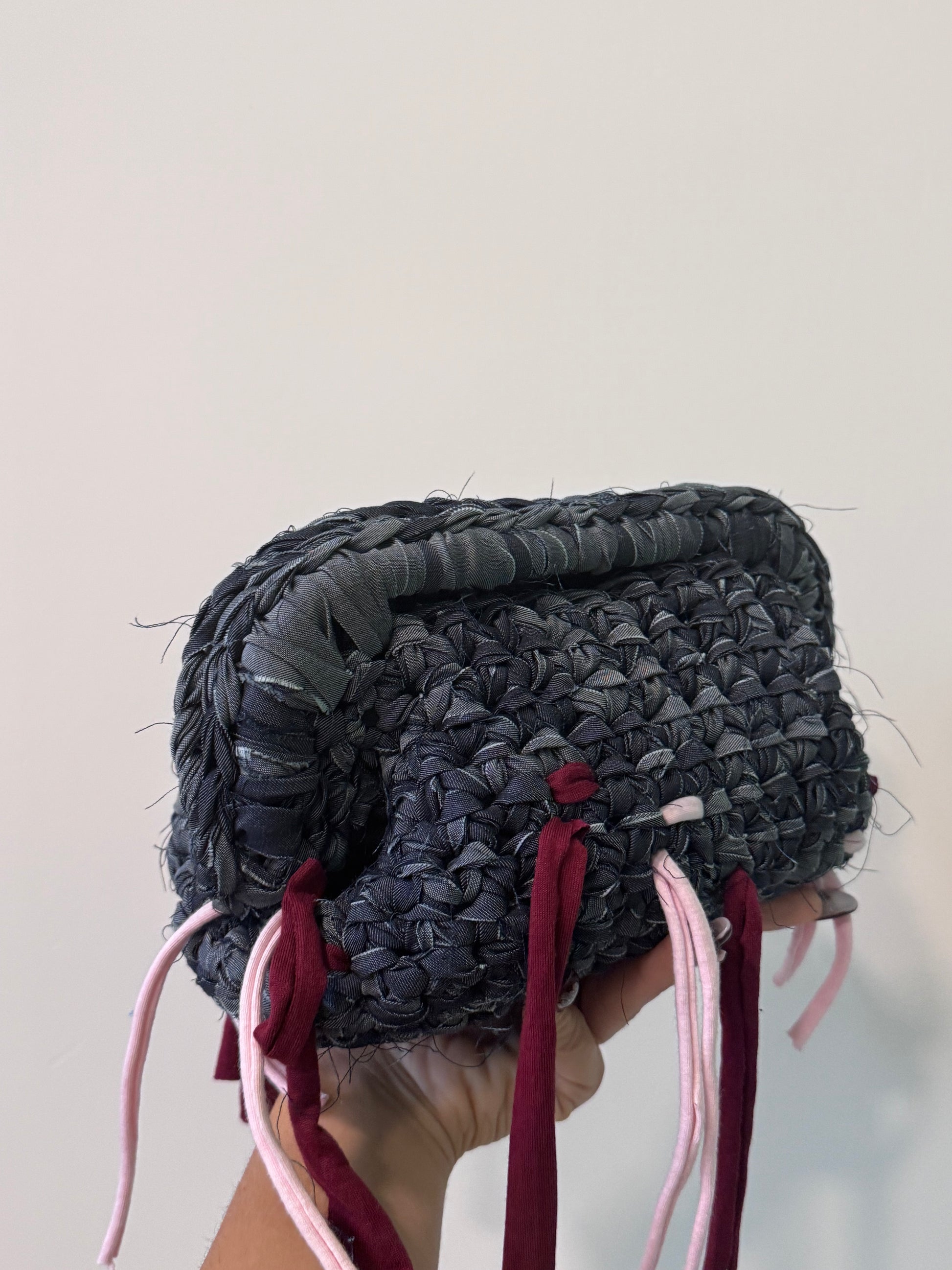 Clutch media denim