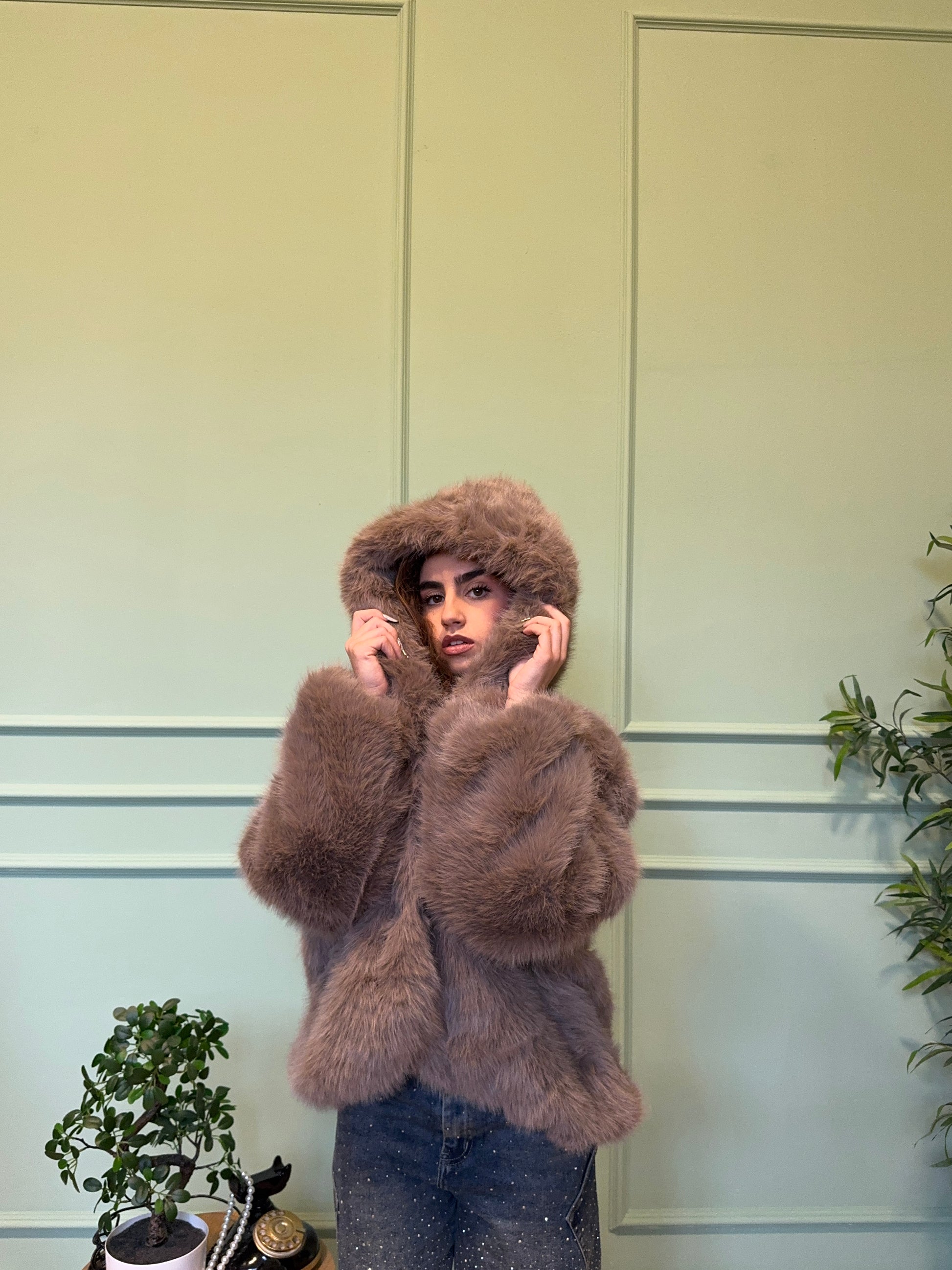 Pelliccia Montreal con cappuccio