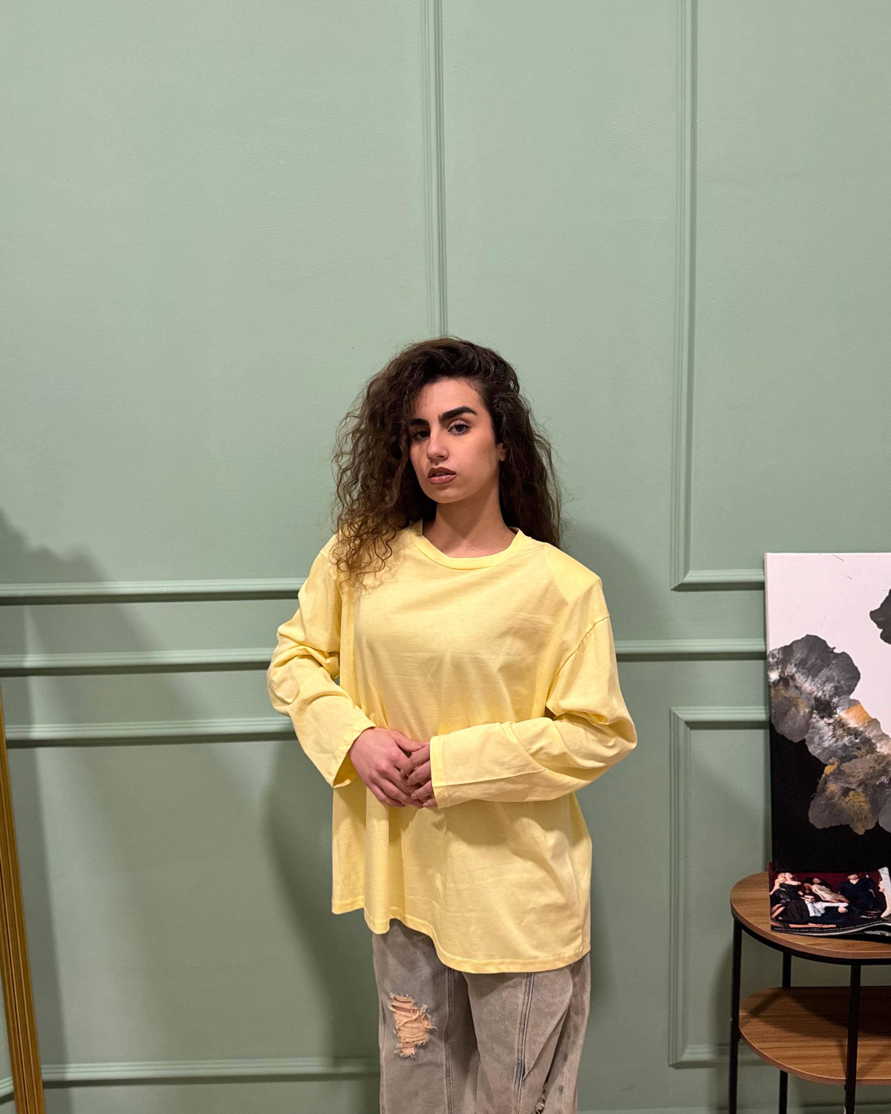 Maglia spalline giallo pastello