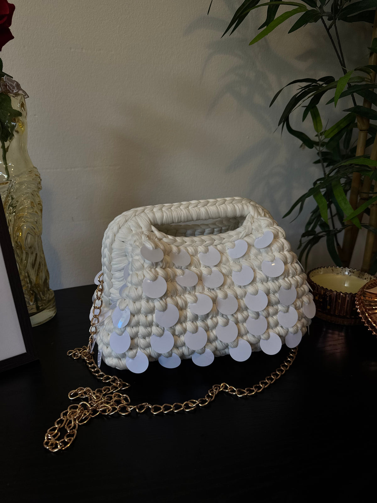 Pasticcino Medium bianco paillettes bianche