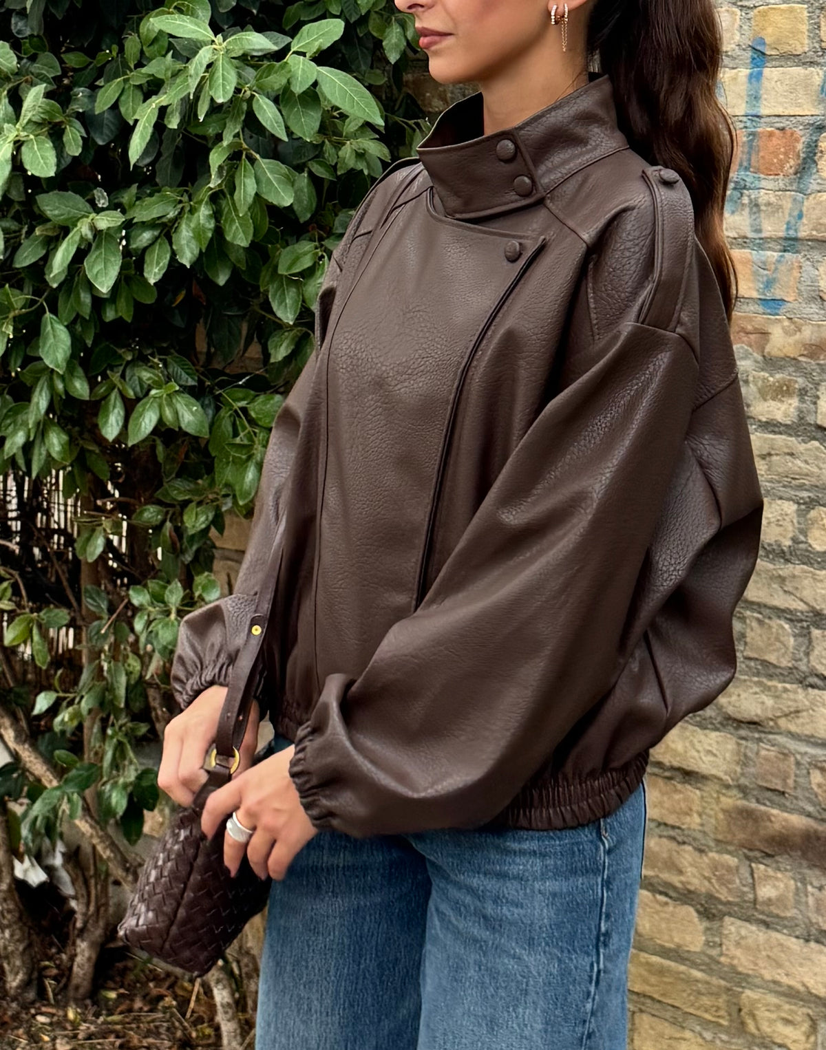 Bomber minimal collo alto