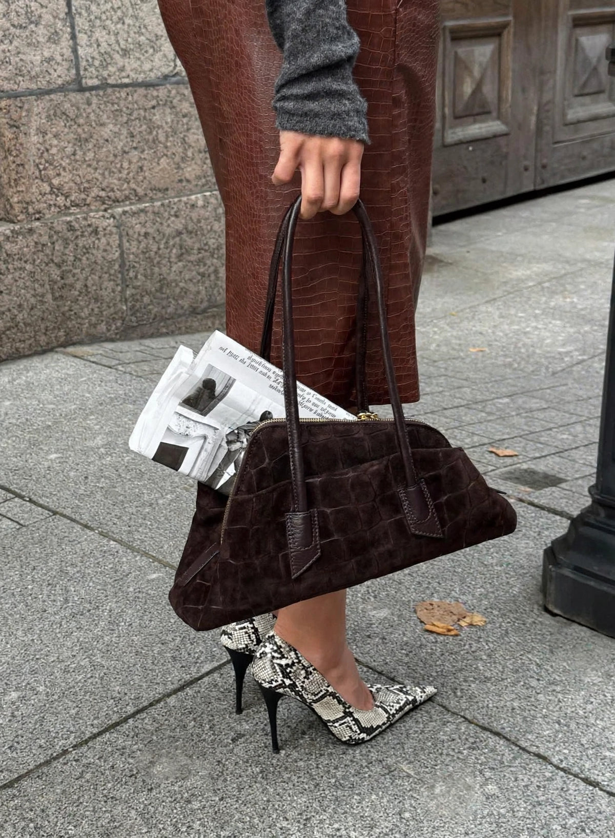 Bag asimmetric SNAKE vera pelle