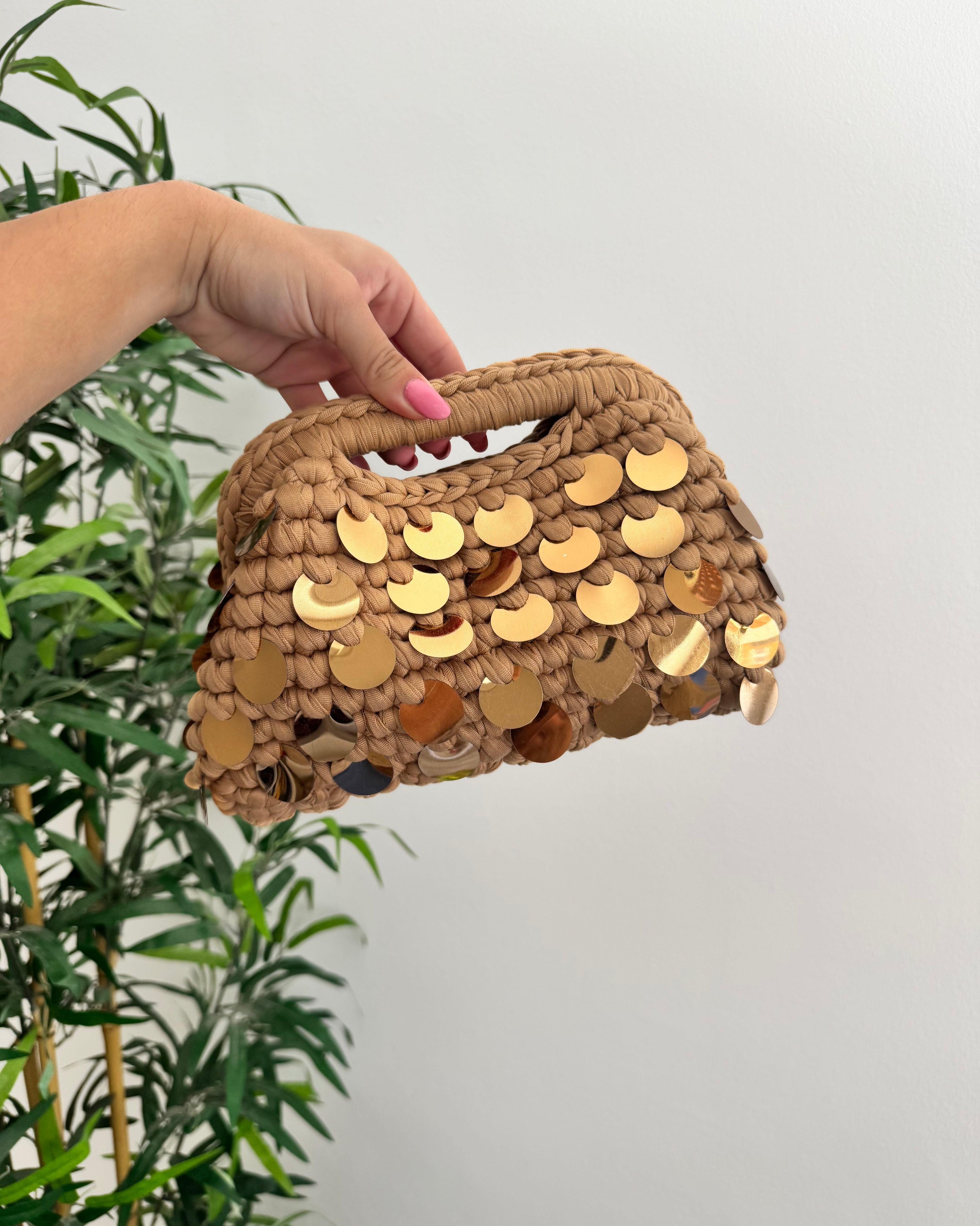 Pasticcino Medium beige paillettes oro