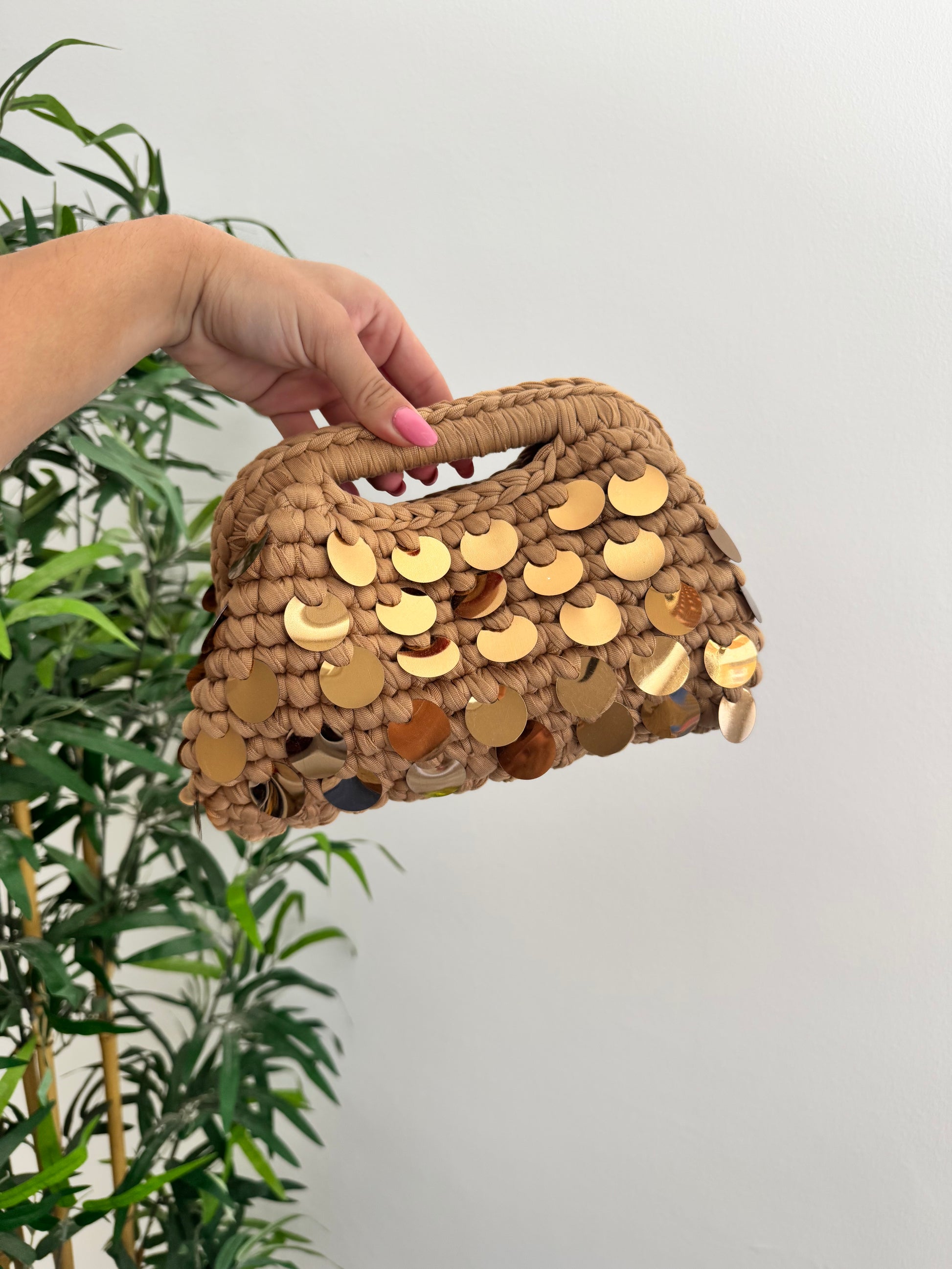 Pasticcino Medium beige paillettes oro
