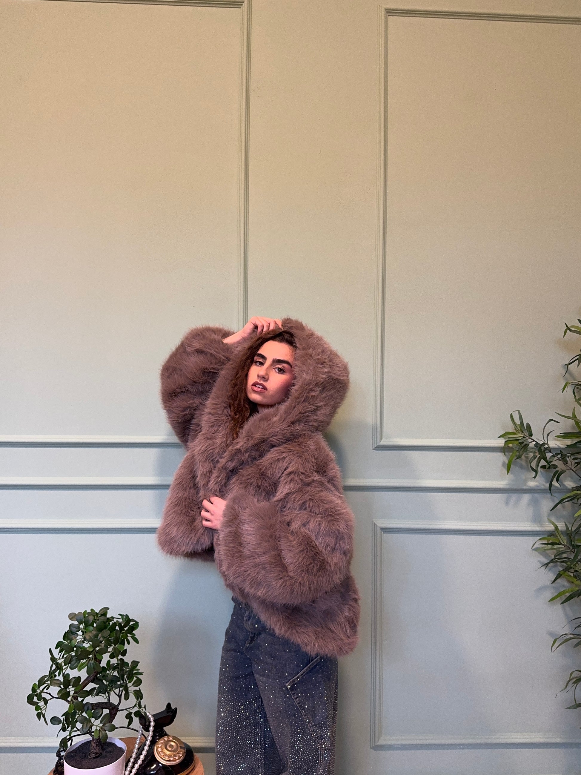 Pelliccia Montreal con cappuccio