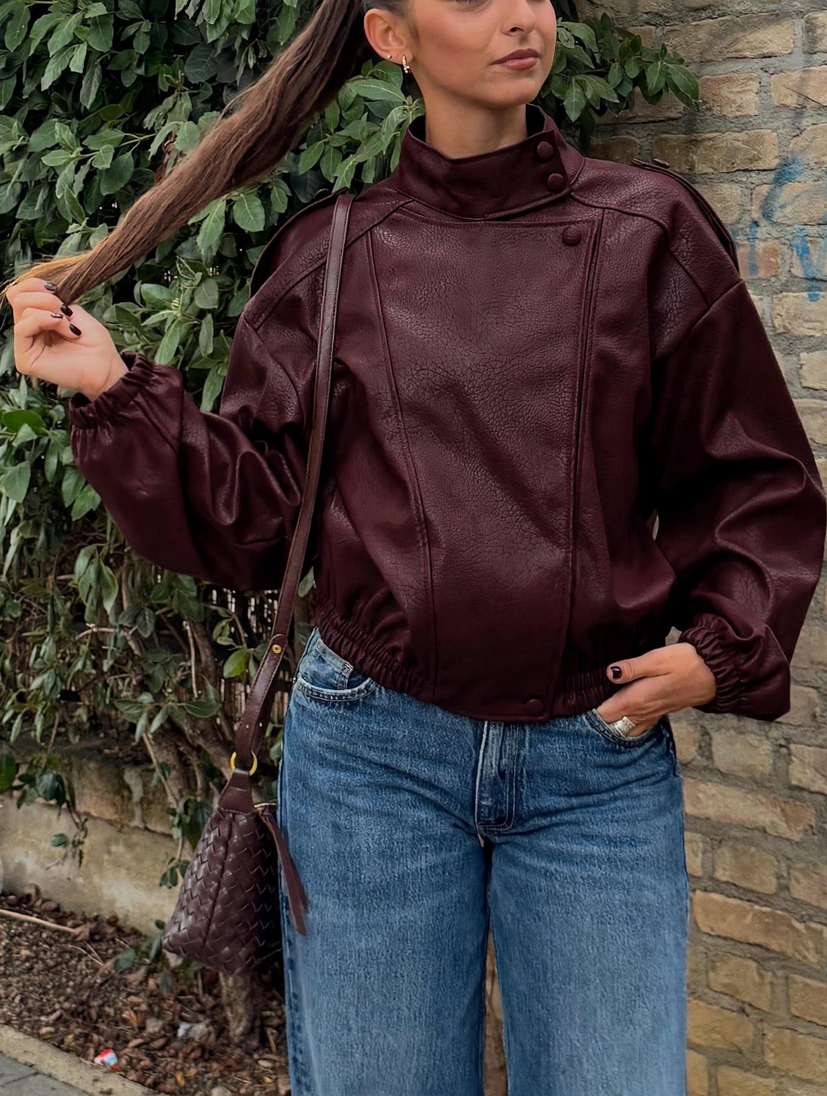 Bomber minimal collo alto