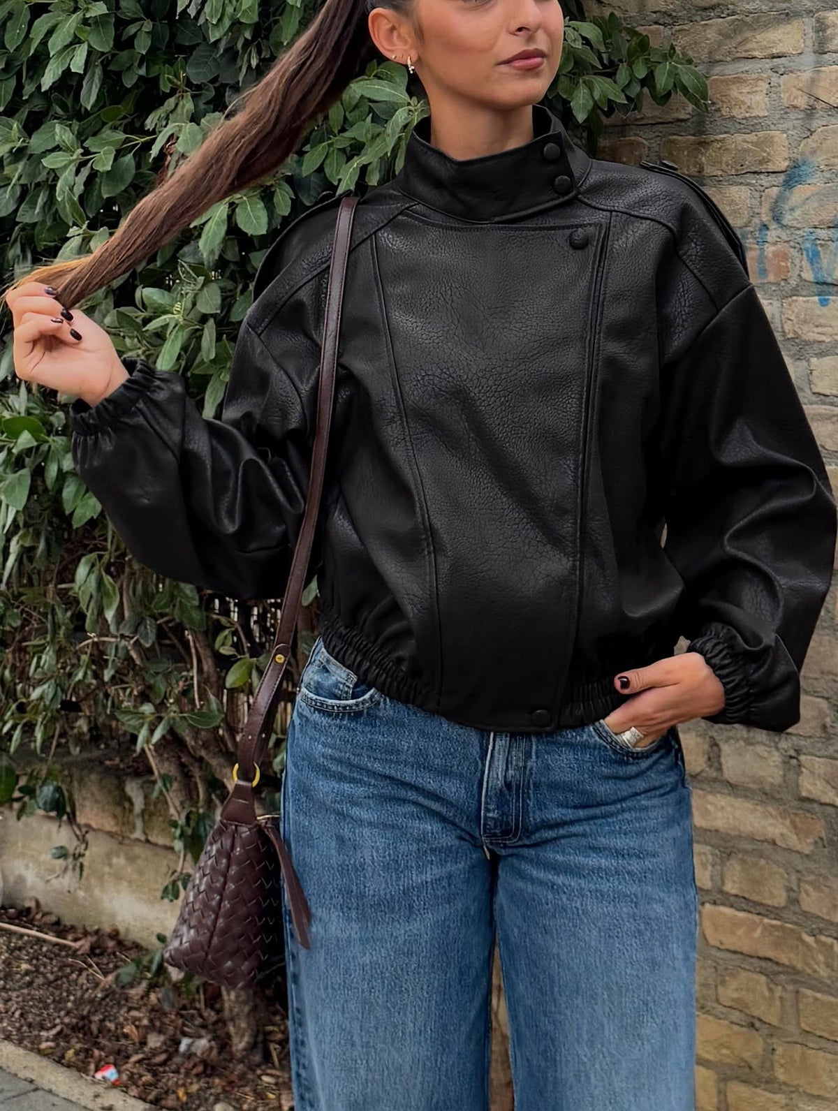 Bomber minimal collo alto