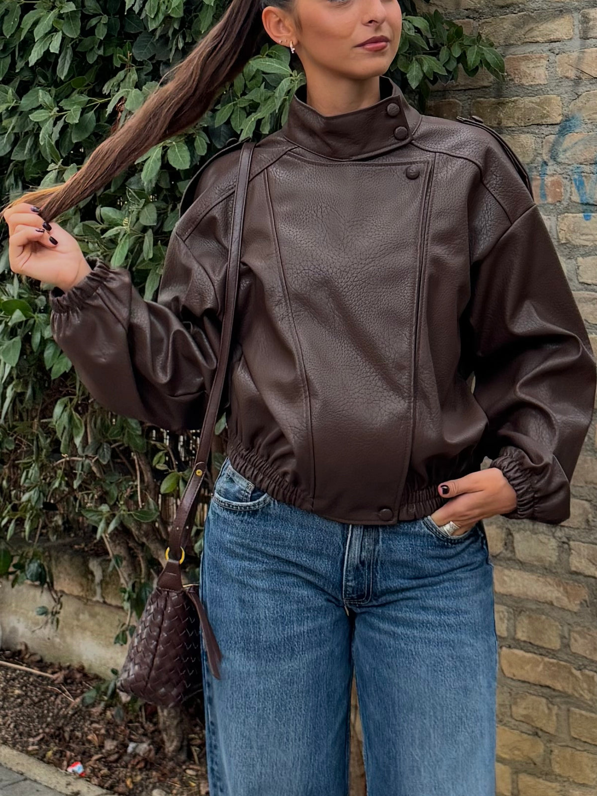 Bomber minimal collo alto