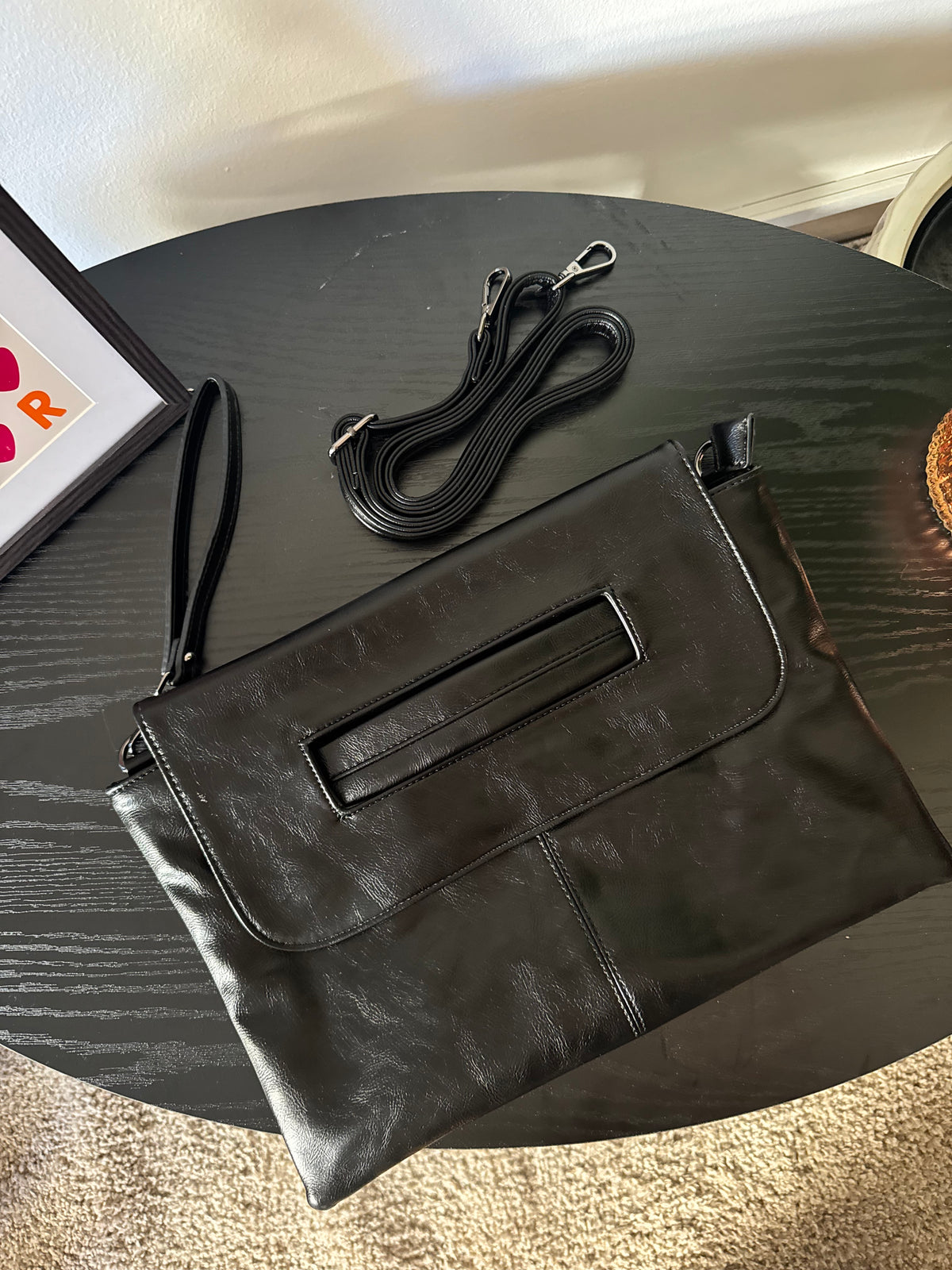 Pochette black
