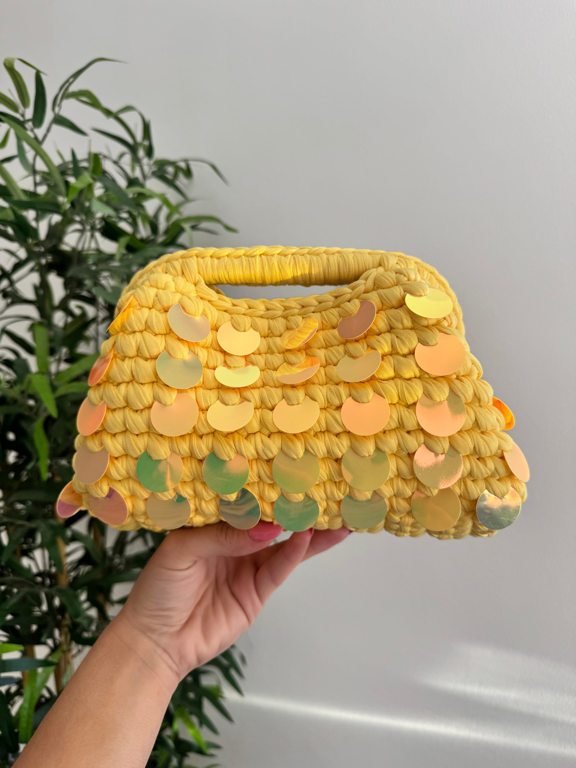 Pasticcino Medium giallo paillettes oleografiche