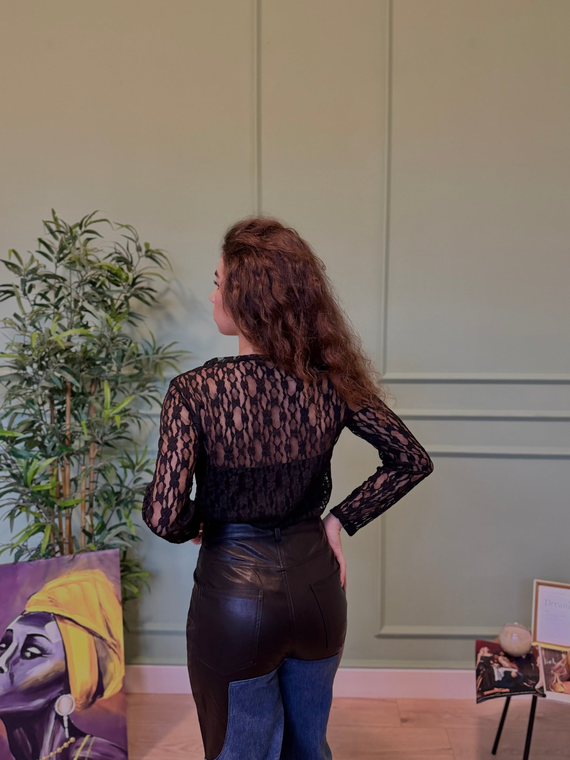 T-Shirt Sydeny in pizzo