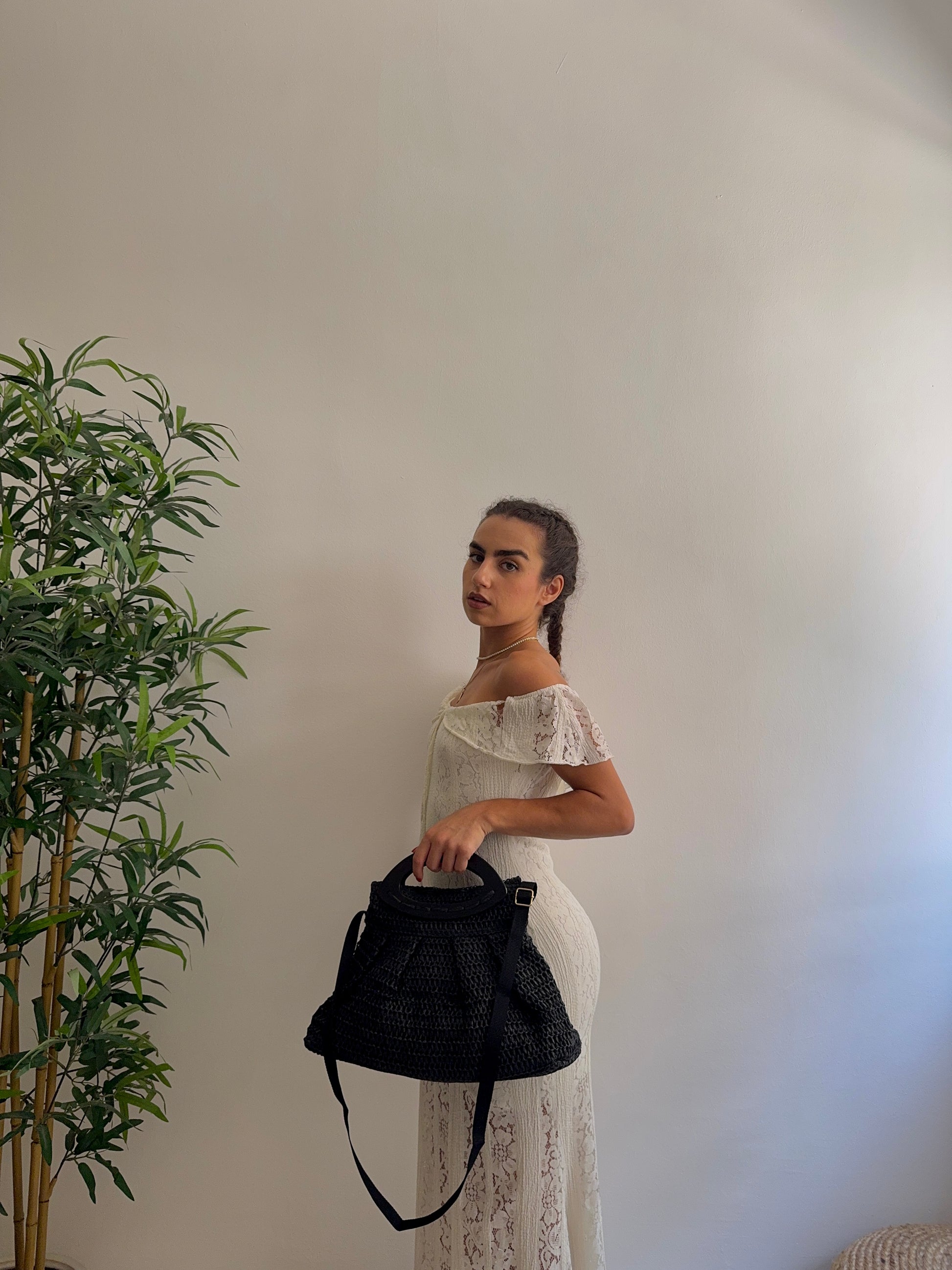 Clutch Alma black