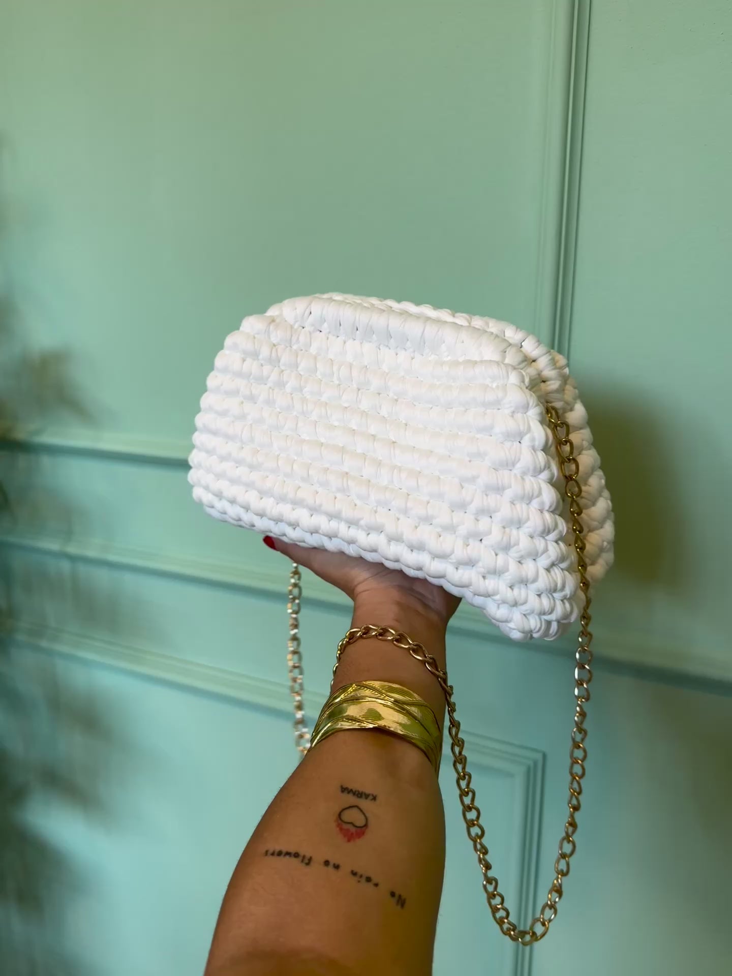 Clutch media bianca