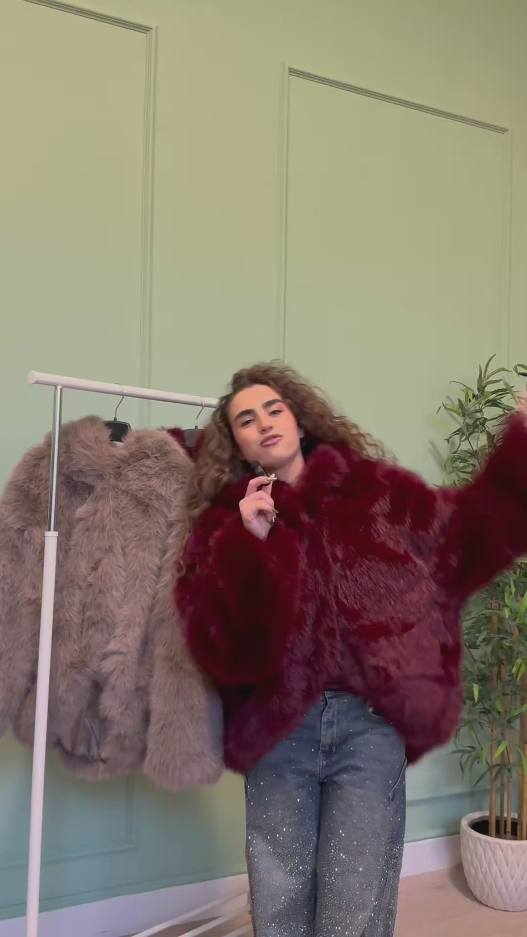 Pelliccia Montreal con cappuccio